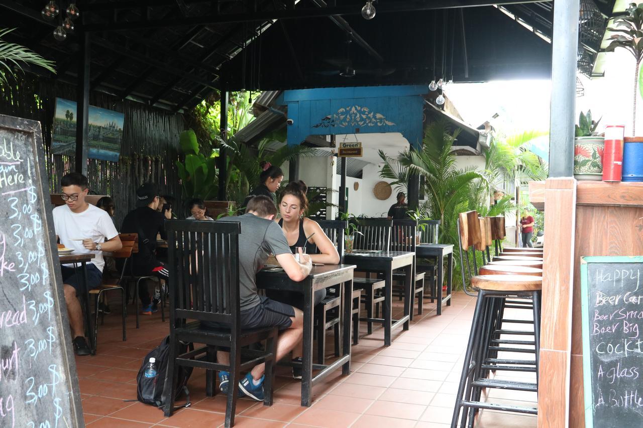 Angkor Pal Boutique Hotel Сиемрип Экстерьер фото